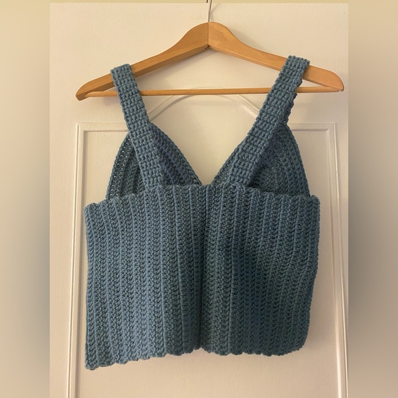 Handmade crocheted tank top - Picture 5 of 7